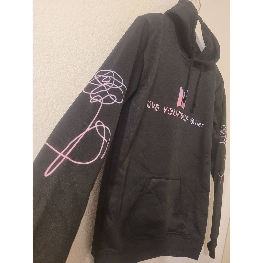 NEW H.E.R. Love Yourself Size S Black Hooded Sweatshirt Pocket Jimin 95 Hoodie - Picture 2 of 4